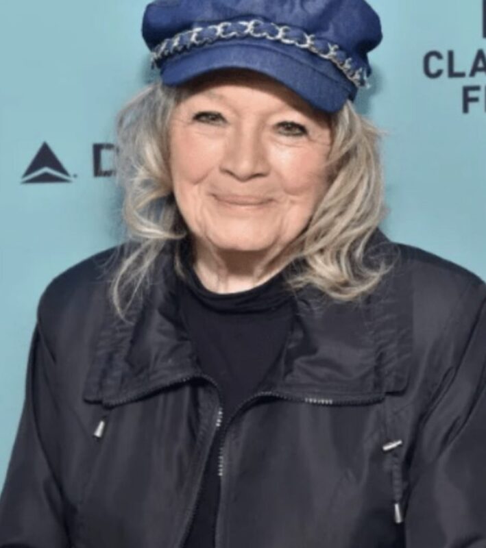 Sie war Hollywoods erste „Police Woman”: Diese Schauspielerin ist jetzt 92 Jahre alt — FOTÓK
